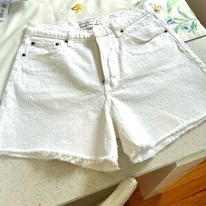 Abercrombie short